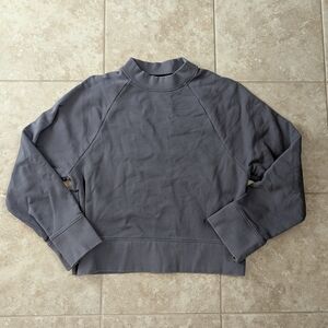 On Crew Neck Grey Womens Medium Sweatshirt Crewneck On Running